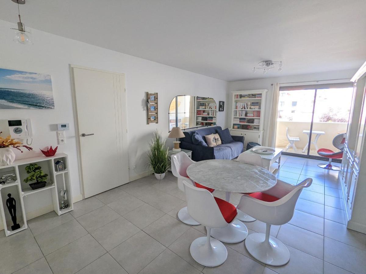 Arcachon Centre Ville - Charmant T2 Avec Balcon, Parking Securise, Proche Gare, Commerces Et Plage - Fr-1-420-90 Buitenkant foto