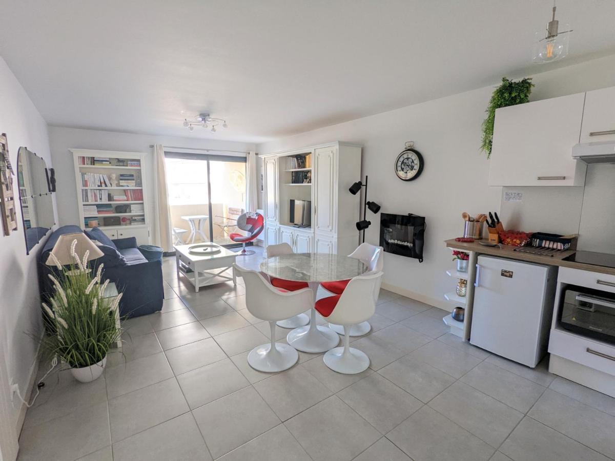 Arcachon Centre Ville - Charmant T2 Avec Balcon, Parking Securise, Proche Gare, Commerces Et Plage - Fr-1-420-90 Buitenkant foto