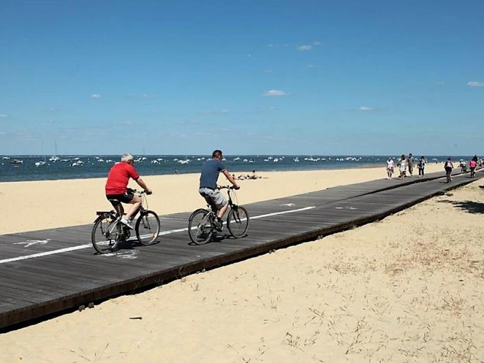 Arcachon Centre Ville - Charmant T2 Avec Balcon, Parking Securise, Proche Gare, Commerces Et Plage - Fr-1-420-90 Buitenkant foto